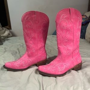 Roper Women’s Pink Snip Toe Boots